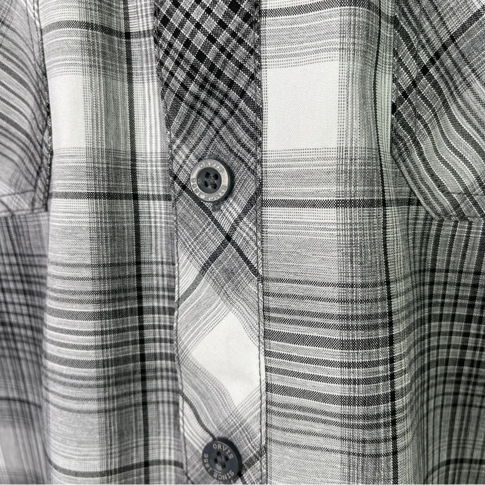 ORVIS Men’s Short Sleeve Black Gray & White Plaid Shirt Size L 100% Polyester - Picture 6 of 11